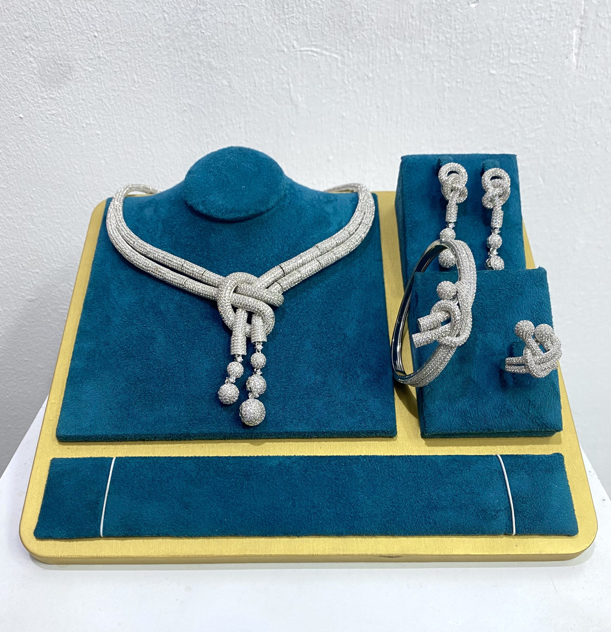 4 Pcs Necklace #0129