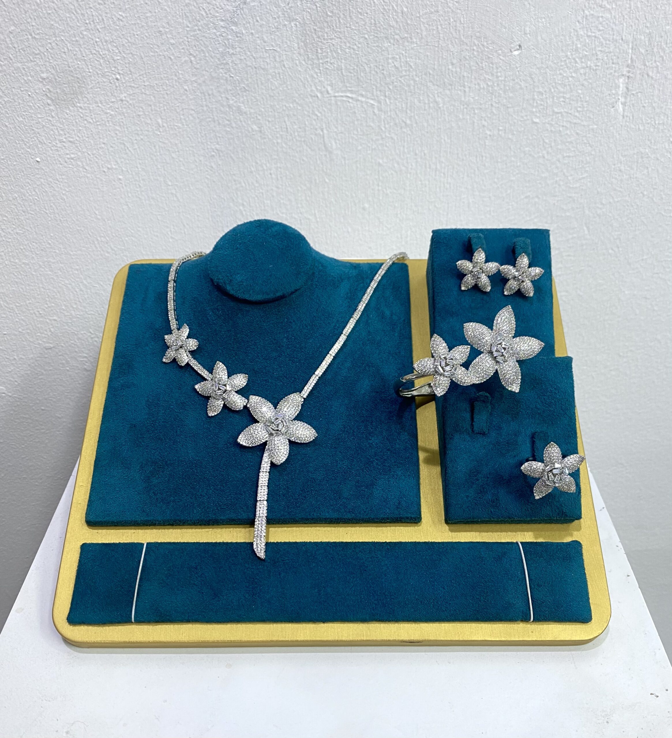 4 Pcs Necklace #0121